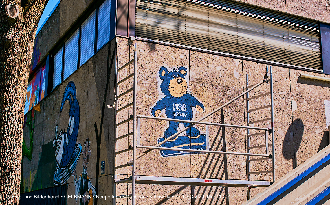 21.03.2017 - Abrissbaustelle Quiddezentrum in Neuperlach